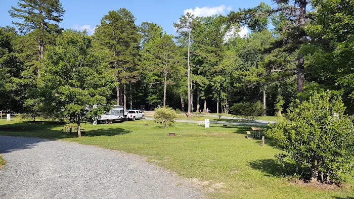 Zooland Family Campground Picture 4