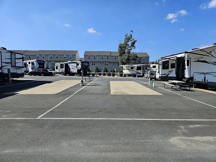 Crown Cove RV Park Picture 4