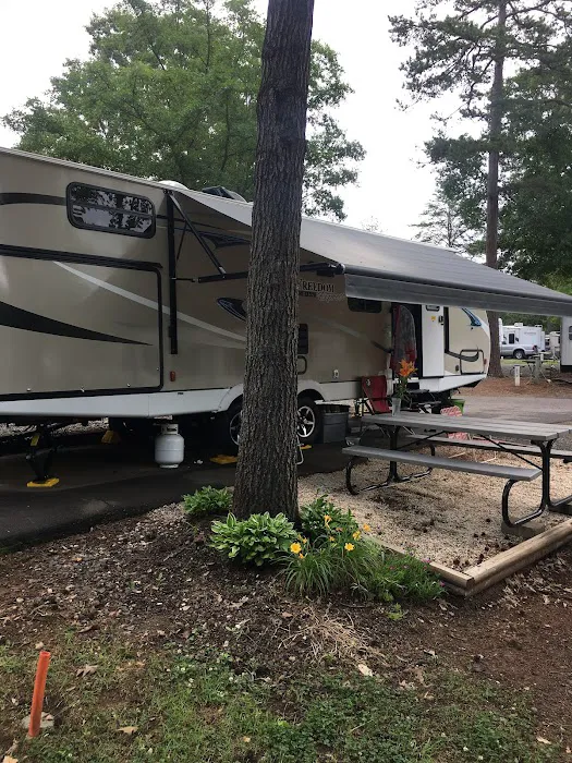 Crown Cove RV Park Picture 7
