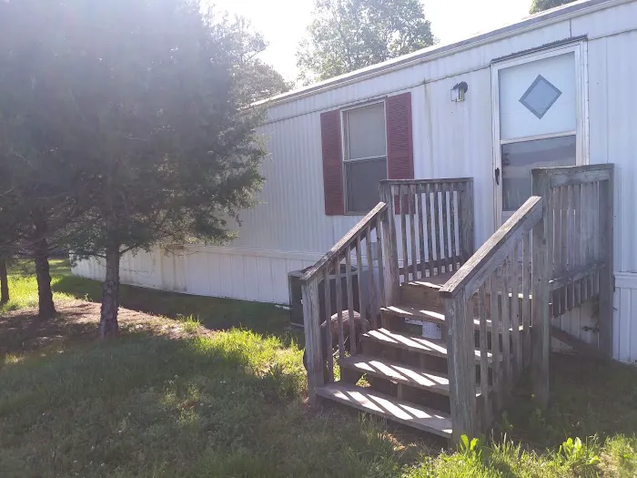 Chuck's Mobile Home Park Picture 1