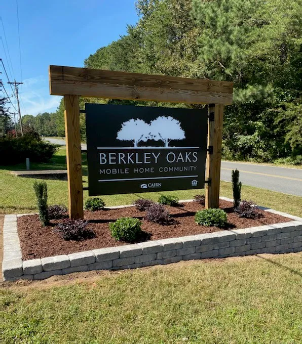 Berkley Oaks Mobile Home Park Picture 1