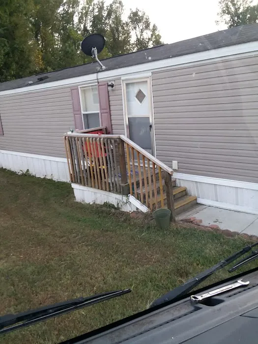 Cottage Cove Picture 9