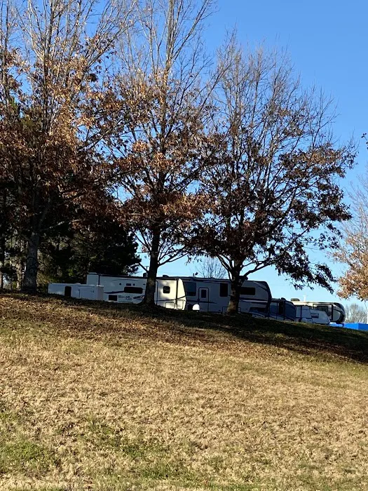 B & D RV Park Picture 5