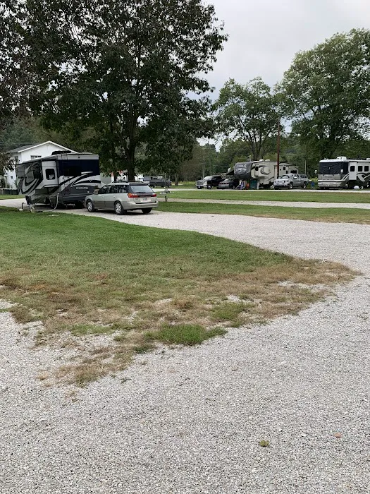 Valley Breeze RV Campground Picture 3
