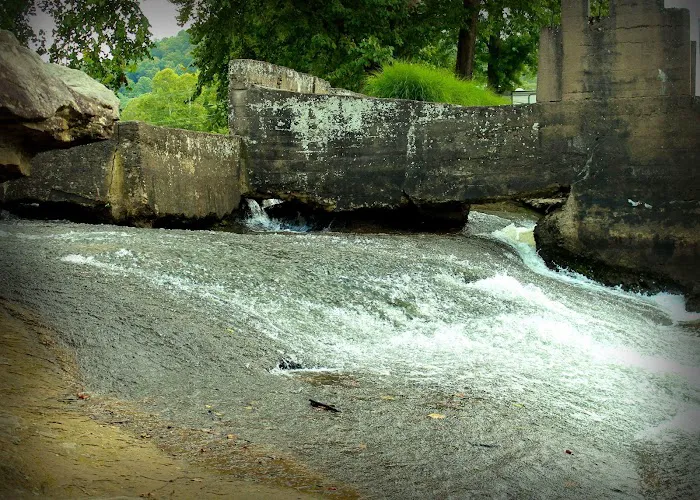 The Falls Campground Picture 5