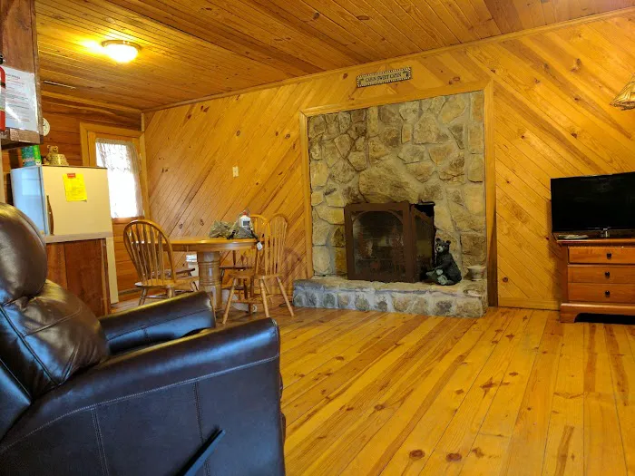 Creekside Cabins & RV Park Picture 3