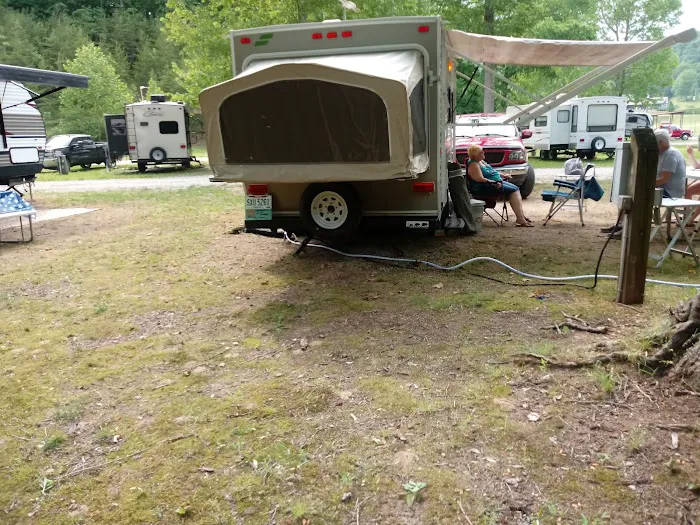 Creekside Cabins & RV Park Picture 10