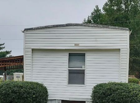 J & J Mobile Home Park