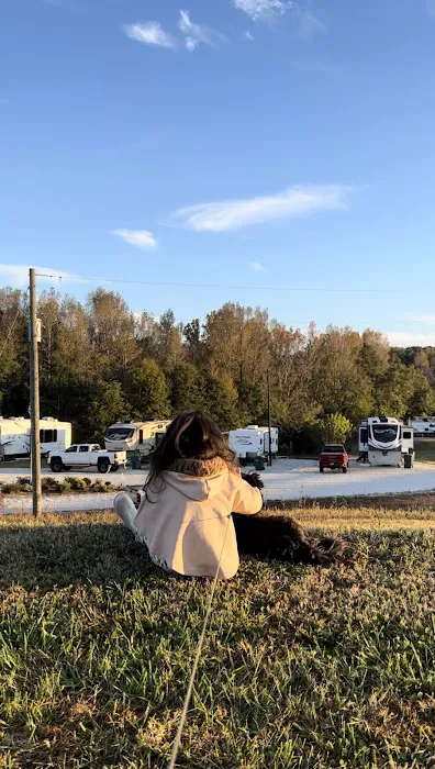 Rolling Hills RV Park Picture 9