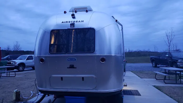 Rolling Hills RV Park Picture 2