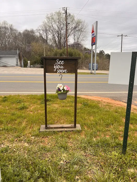 Blacksburg RV Park Picture 1