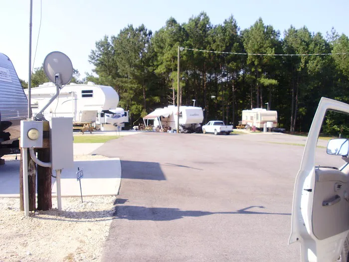 Hillside RV Park Picture 9
