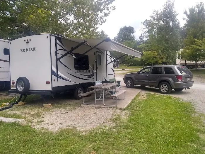 Shady Trails Family Campground Picture 5