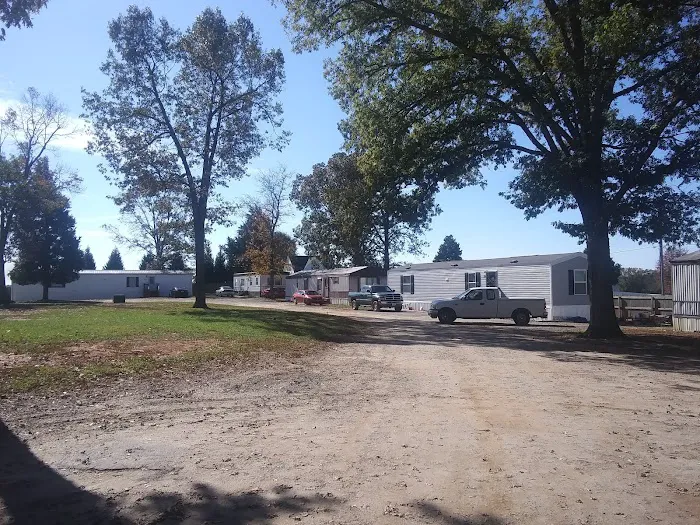 Hickory Ridge Mobile Home Park Picture 5