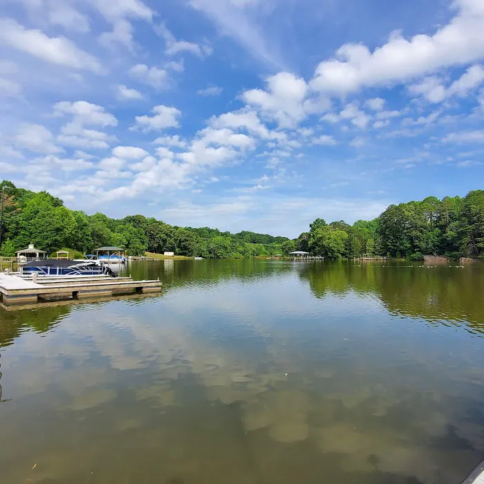Lake Norman Motor Coach Resort Picture 9