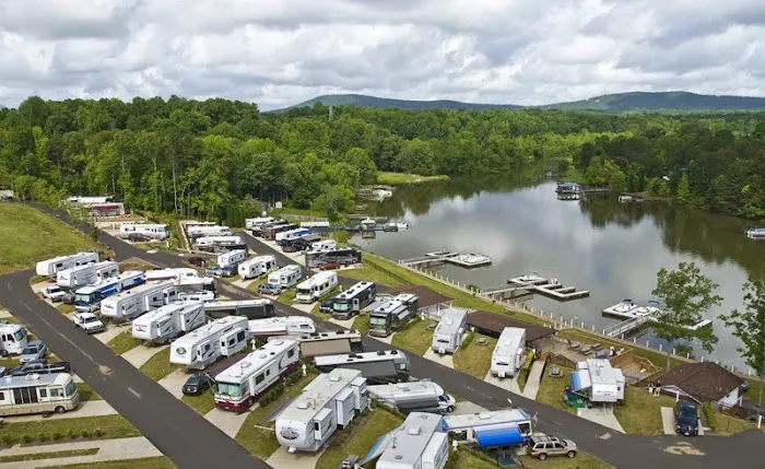 Lake Norman Motor Coach Resort Picture 8