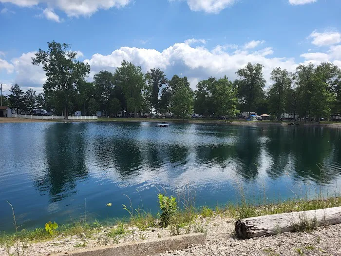 Twin Lakes Park Picture 1