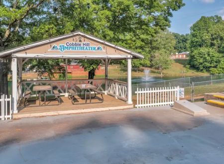 Cobble Hill Campground