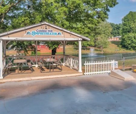 Cobble Hill Campground