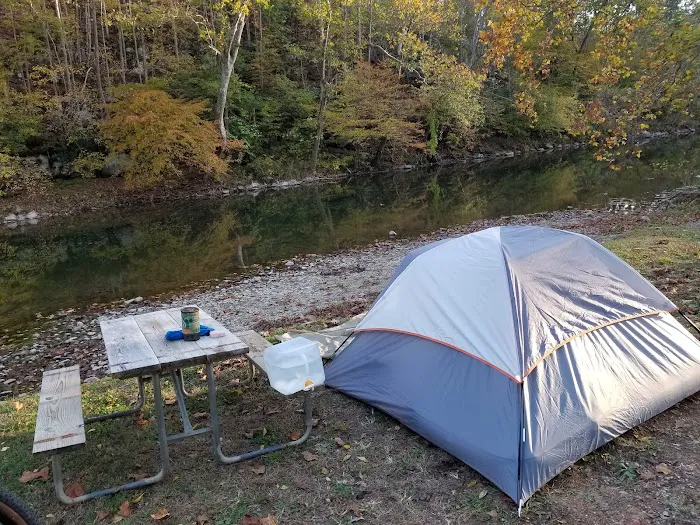 Riverside Campground Picture 8