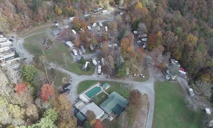 Callebs Cove Camp Ground Picture 2