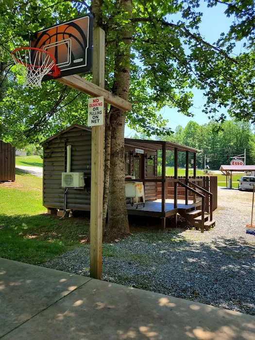 Orchard Park RV Campground Picture 4