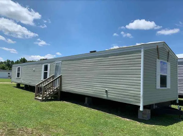 Carolina Estates Mobile Home Park Picture 5