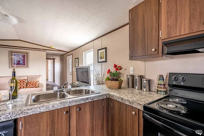 Carolina Estates Mobile Home Park Picture 6