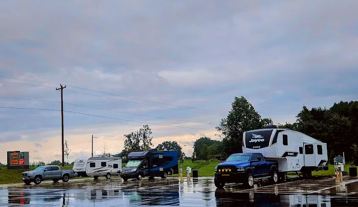 Love's RV Hookup Picture 1