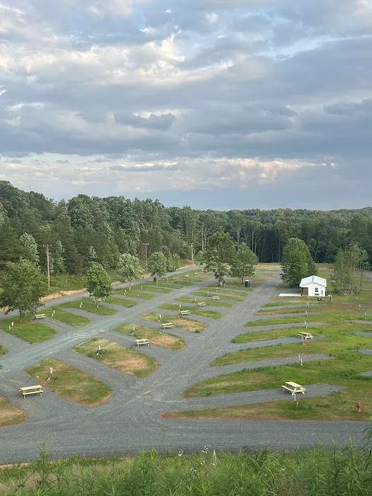 Yadkin Valley RV Resort Picture 10