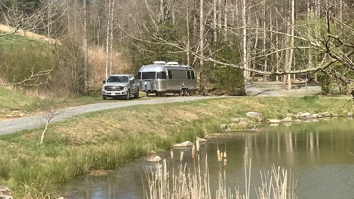 Roaring River Vineyards RV Park Picture 8
