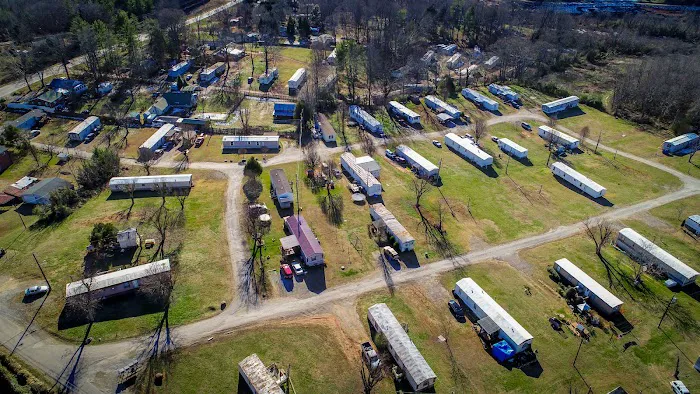 J&R Mobile Home Park Picture 8