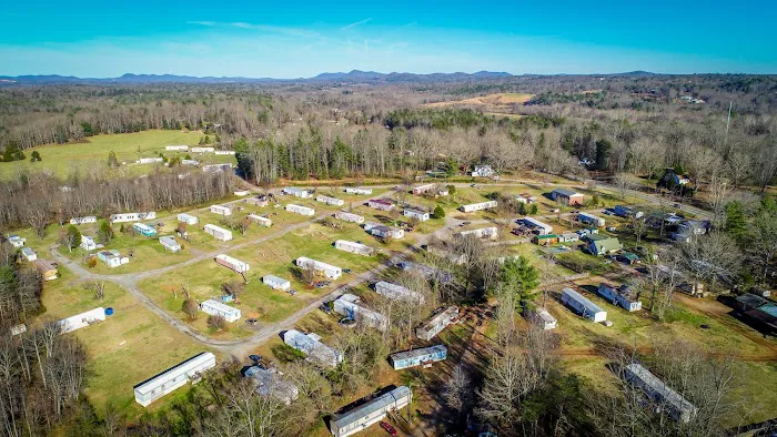 J&R Mobile Home Park Picture 9