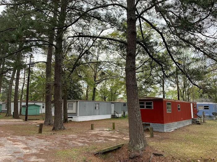 Long Leaf Mobile Home Park Picture 2