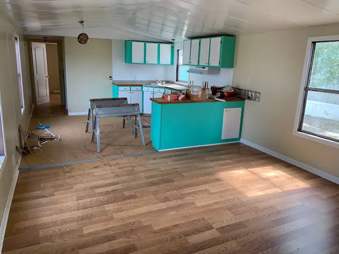 Long Leaf Mobile Home Park Picture 3