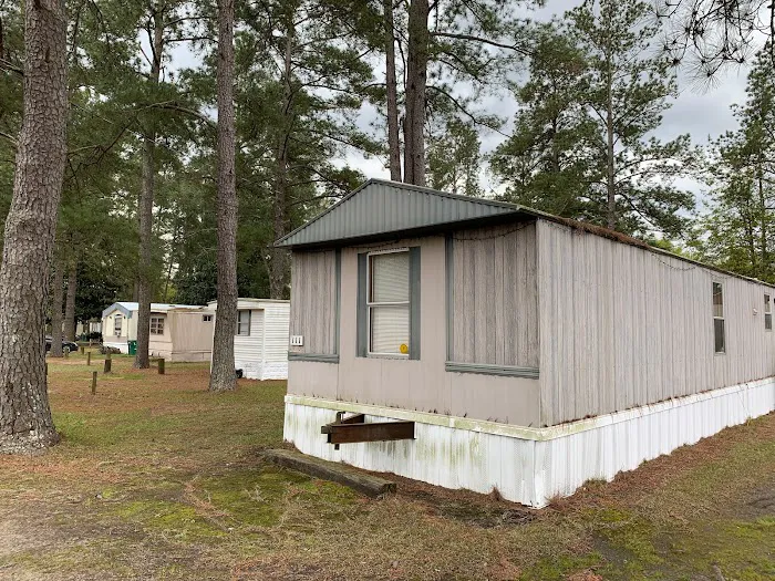 Long Leaf Mobile Home Park Picture 6