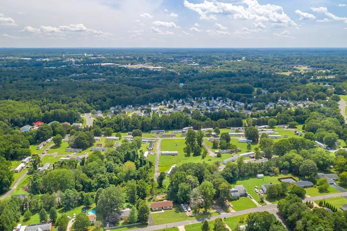 Piney Grove Estates Mobile Homes | 55 plus Retirement & Senior Community Picture 1