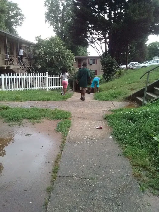 Anchor Mobile Home Park Picture 2