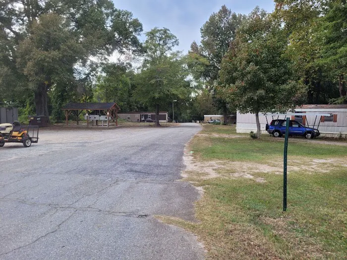 Stone Haven Mobile Home Park Picture 6