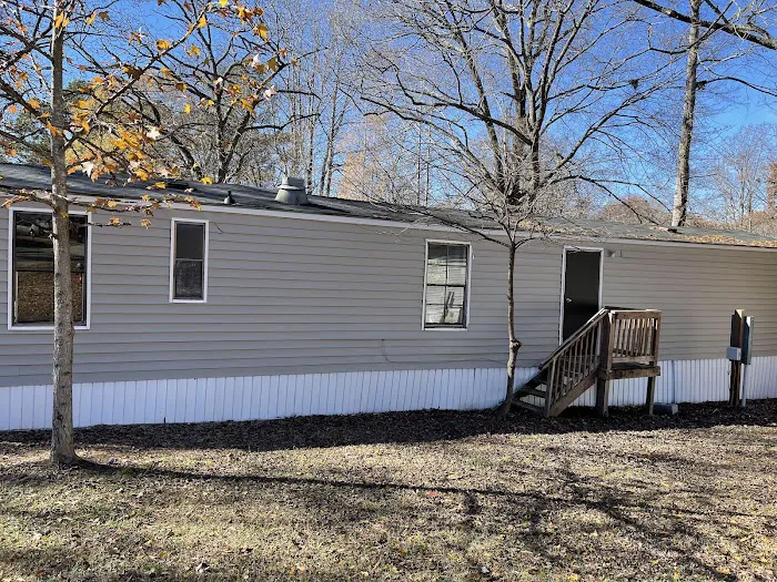 Stone Haven Mobile Home Park Picture 3