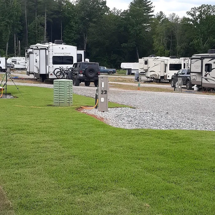 River Pointe RV Park Picture 3