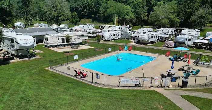 Daniel Boone RV Resort Picture 5