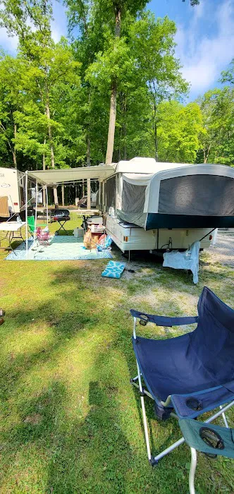 Twin Acres Campground Picture 3