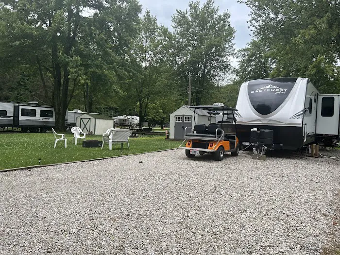 Casual Country Campground Picture 3