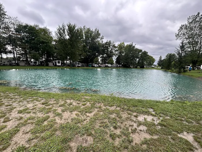 Casual Country Campground Picture 4