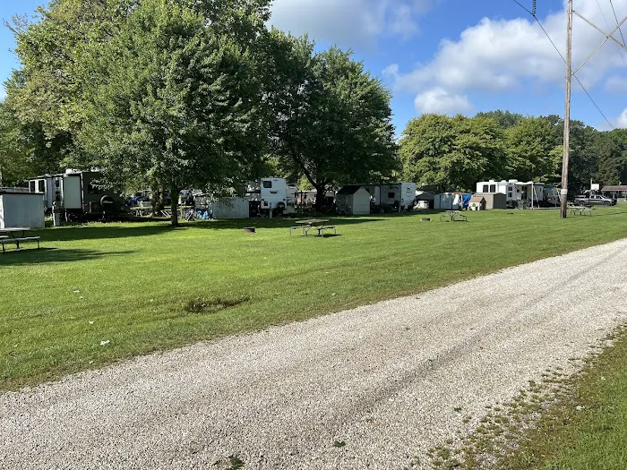 Casual Country Campground Picture 10
