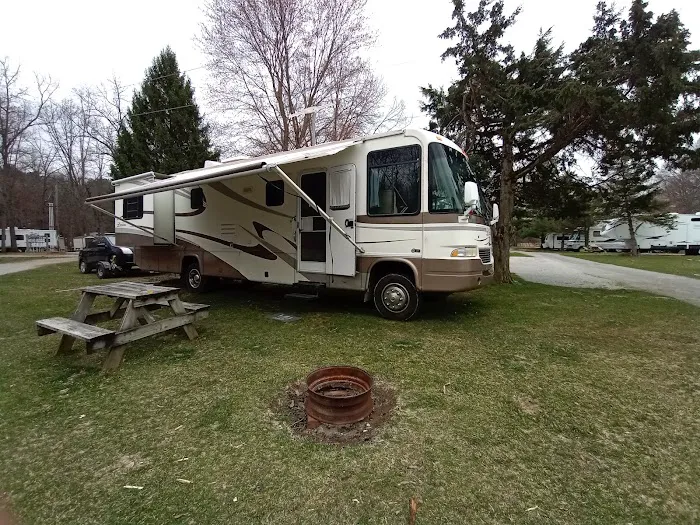 Bluegrass Campground Picture 9