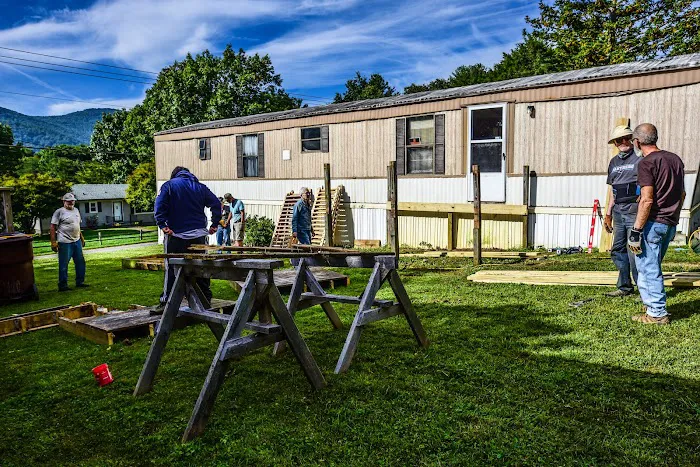 Emory Acres Mobile Home Park Black Mtn Picture 1