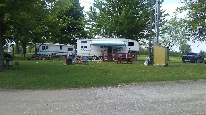 Robin's Nest Family Campground Picture 1