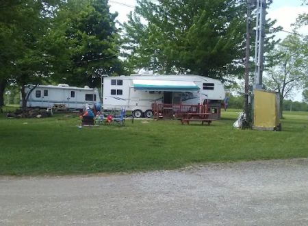 Robin's Nest Family Campground